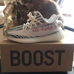 Yeezy boost 350 v2 Zebra